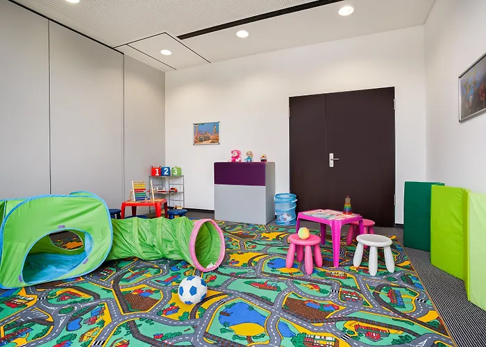 Express By Ihg Hotell 3*