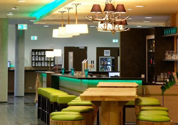 Express By Ihg Hotell