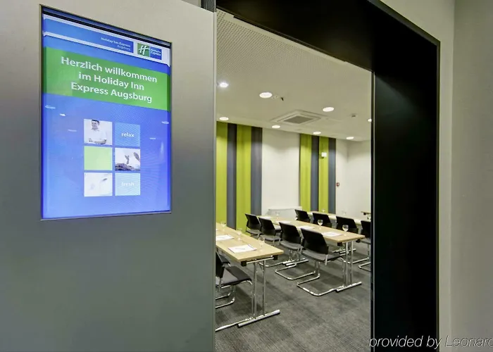 Express By Ihg Hotell 3*