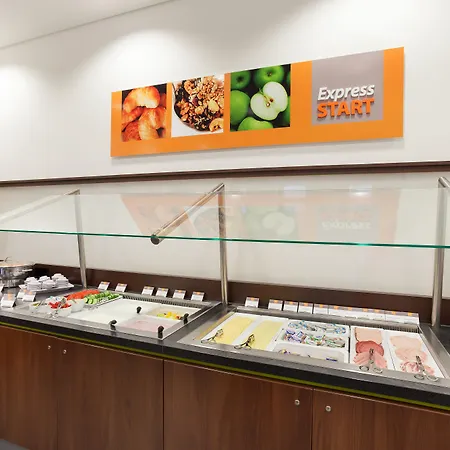 Hotel Express By Ihg Augsburg