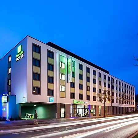 Express By Ihg Hotel