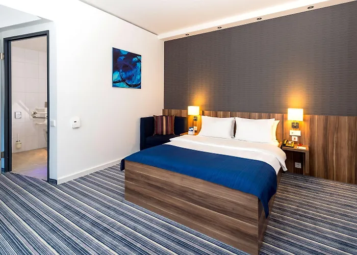 Hotel Express By Ihg 3*